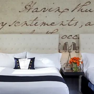 Kimpton GEORGE HOTEL by IHG Отели рядом с достопримечательностью «Галлодетский университет»