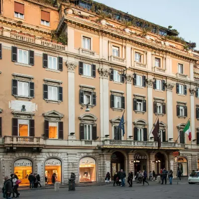 Grand Hotel Plaza Hotels near Via del Corso