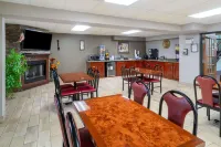 Super 8 by Wyndham Shepherdsville / Louisville South I65