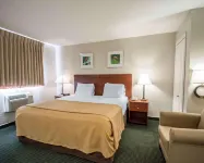 Suburban Studios Melbourne Airport Hotels in West Melbourne