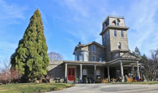 Chestnut Hill Hotel Hotels near Cliveden