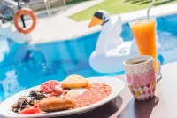 Yiannis Manos Hotel Resort - فطور
