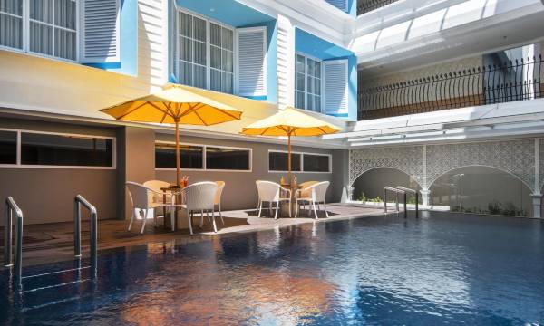 Yan's House Hotel