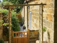 Quakers Cottage - Homestays