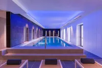 Hotel du Roi & Spa by Sowell Collection - 5-Star