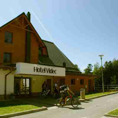 Pohorje Village Wellbeing Resort - Forest Hotel Videc Hotel Exterior