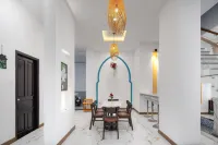 Phuong Dong Hotel and Apartment - parcheggio