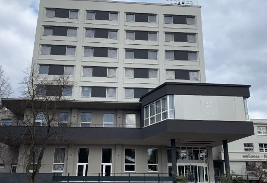 3. 호텔 카르파티아..