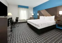 Novotel Nadi Hotels in Votualevu