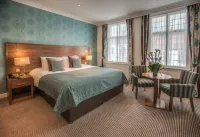 The Boleyn Hotel Hotels in Spelthorne District