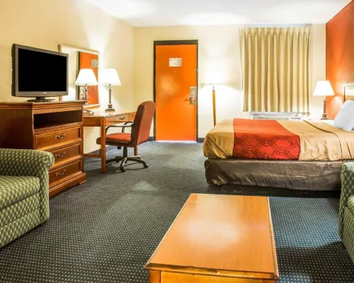 Red Carpet Inn Norwalk Hotels in Southport