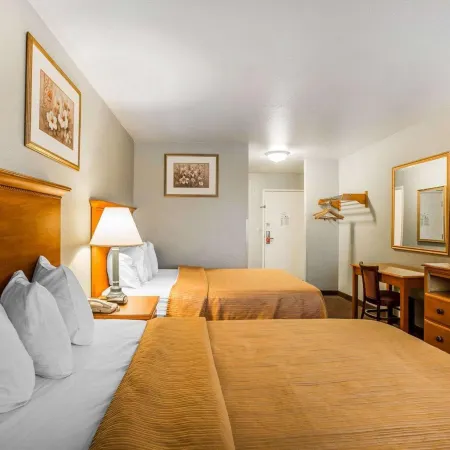 Quality Inn Tracy I-205