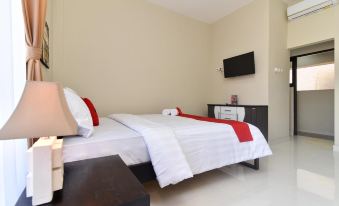 RedDoorz Plus Near Jalan Imam Bonjol Denpasar