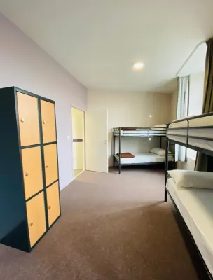Hostel Flamingo Nimes