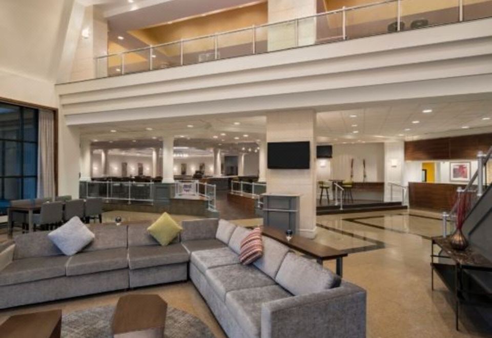5. Crowne P..