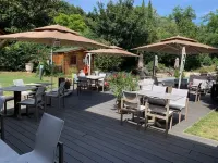 Logis Hotel le Petit Casset Hotels in Jons