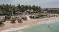 Vista Mare Beach House - Resorts