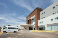 La Quinta by Wyndham Aguascalientes - parkir