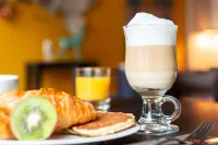 Golden Tulip Saint Malo - le Grand BÉ - breakfast