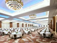 DoubleTree by Hilton Hotel & Conference Centre Warsaw Hotels near Poster Museum