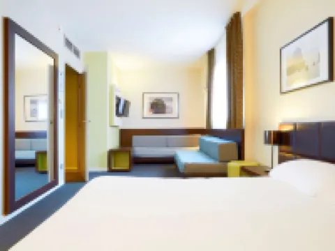 Kyriad Orly AÉROPORT - Athis Mons Hotels in Essonne