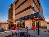Home2 Suites by Hilton Reno Hotels near Meadowood Mall
