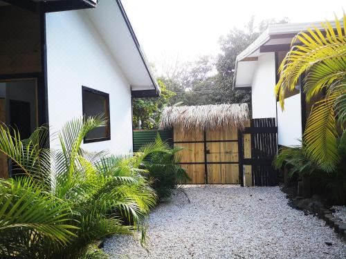 Hotel Santeria Lodge, Exterior, Garden