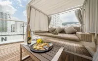 Dongnae Hound Hotel Sajik Minam Station - Auberges