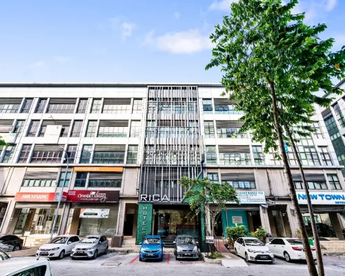 โรงแรมริกา โรงแรมในสุบังจายา