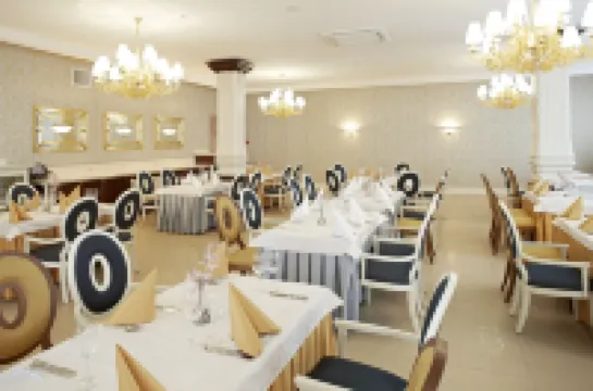 Dvor Podznoyeva Hotel Main Building