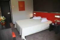 Hotel des Roses - balcony