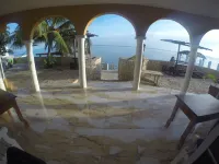 Waters Edge Guest House - 4-Star