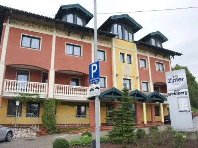 Hotel Weinberg Hôtels à : Rutzenmoos