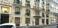 Niepce Paris Hotel, Curio Collection by Hilton Hotel a Parigi