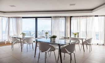 Aquarius Luxury Suites