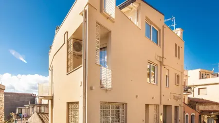 La Malandrina - Apartments & Suites