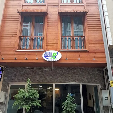Hill River Hotel