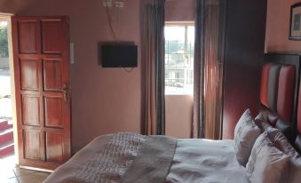 Mambedi Country Lodge