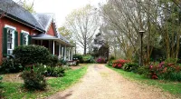 Glenfield Plantation Historic Antebellum Bed and Breakfast Các khách sạn ở Natchez