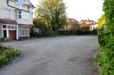 Chandos Premier Folkestone (Channel Tunnel) Hotel Отели рядом со станцией Folkestone Central Railway Station