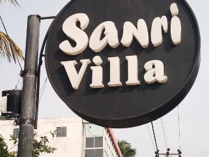 Hotel Sanri Villa Katunayake