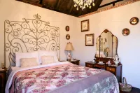 Fernabella's Lodge