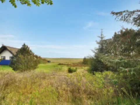 "Ernst" - 700m from the Sea