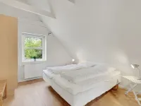 "Henrike" - 3.3km from the Sea