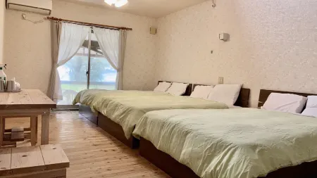 Marine Terrace (Amami Oshima) Отели в г. Тацуго