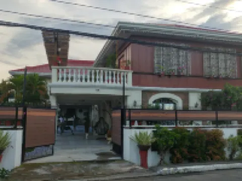 Casa Familya Hotels in Batac