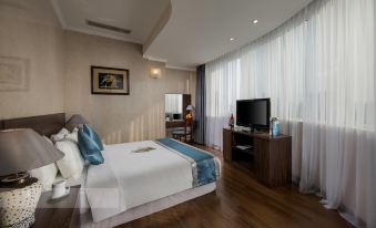 Danly Hotel