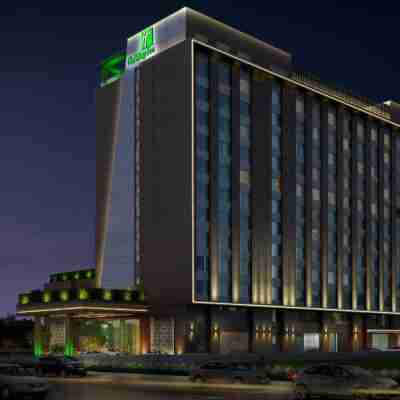 Holiday Inn Lucknow Airport Hotel Exterior