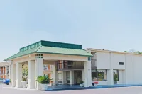 Baymont by Wyndham Troy Hotels near Troy University