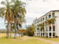 Mercure Gold Coast Resort Hotels in Carrara
